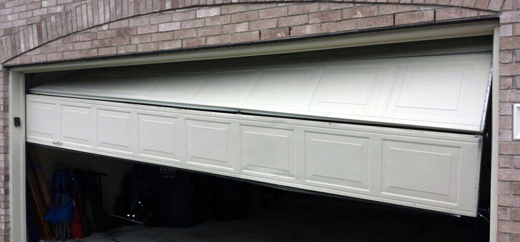 emergency door replacement Grimsby
